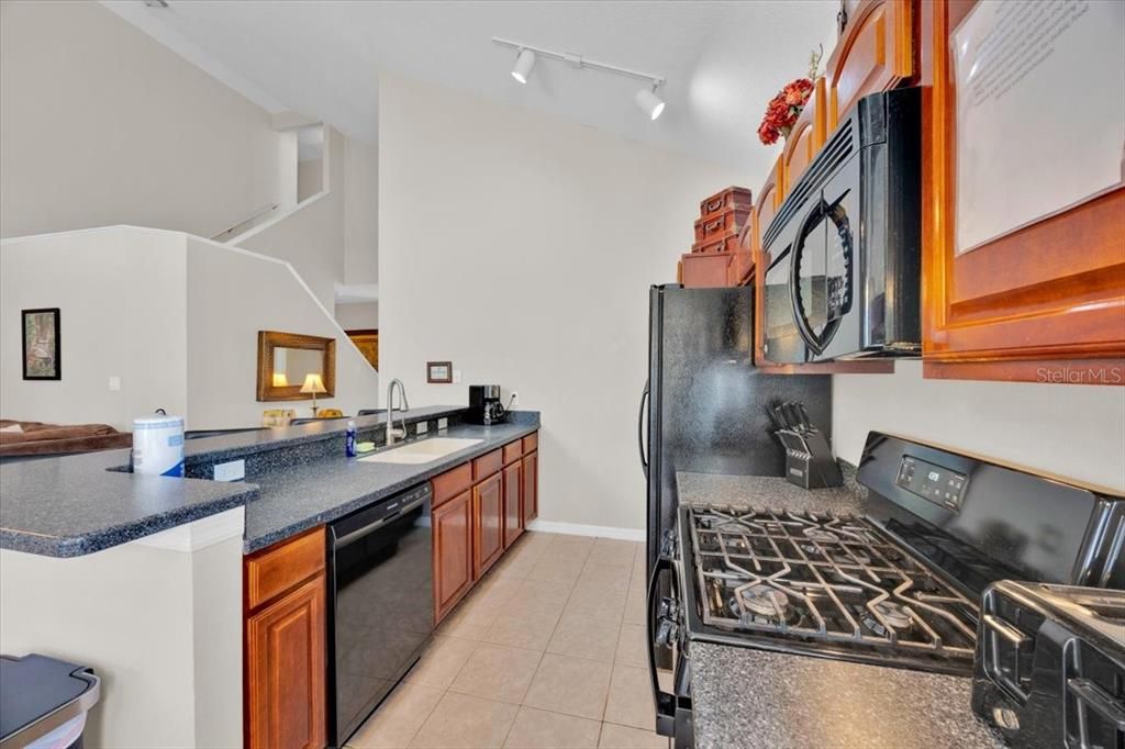 待售: $595,000 (7 贝兹, 6 浴室, 2884 平方英尺)