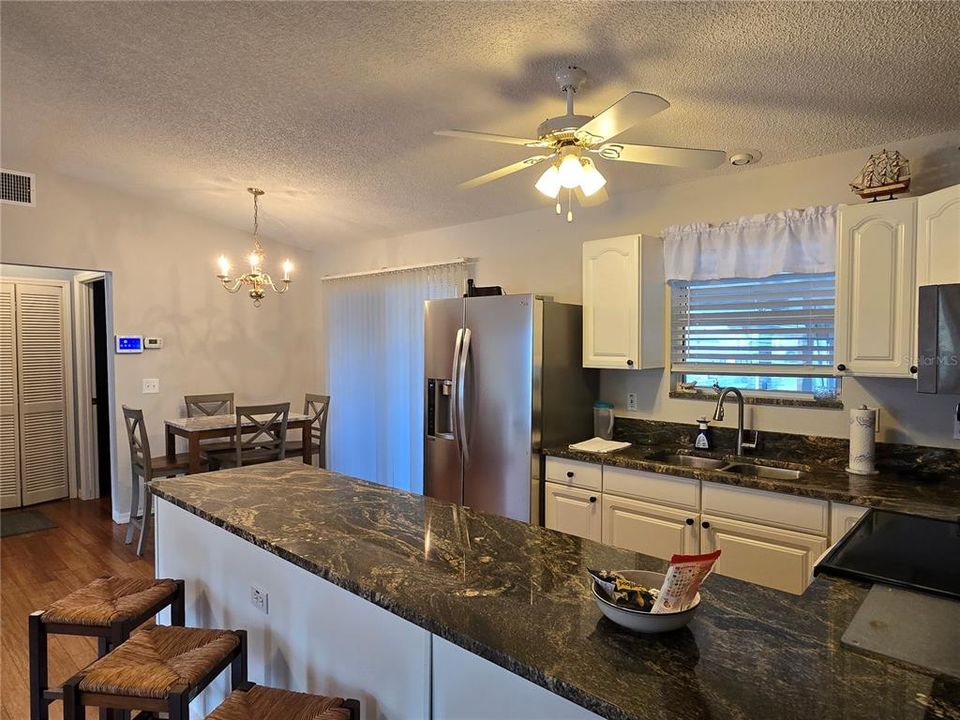 For Sale: $449,000 (3 beds, 2 baths, 1042 Square Feet)