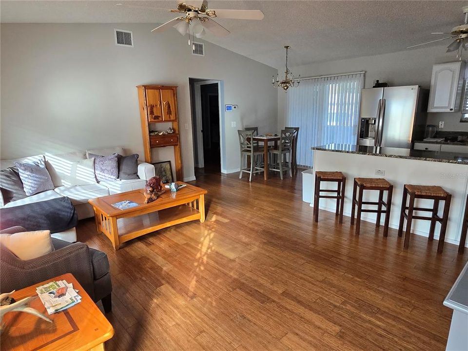 For Sale: $449,000 (3 beds, 2 baths, 1042 Square Feet)