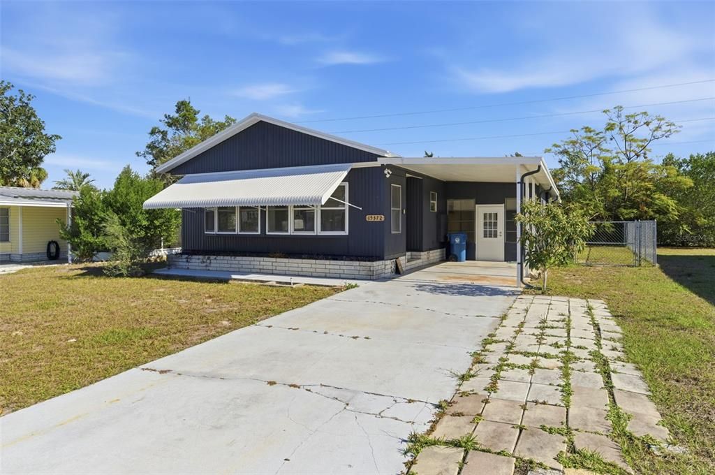 For Sale: $150,000 (3 beds, 2 baths, 1212 Square Feet)