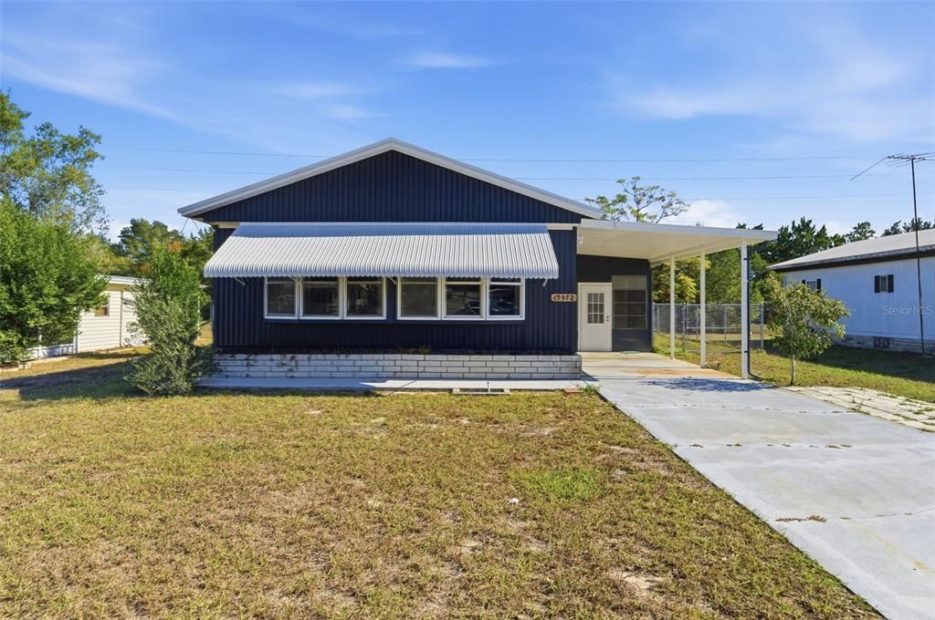 For Sale: $150,000 (3 beds, 2 baths, 1212 Square Feet)