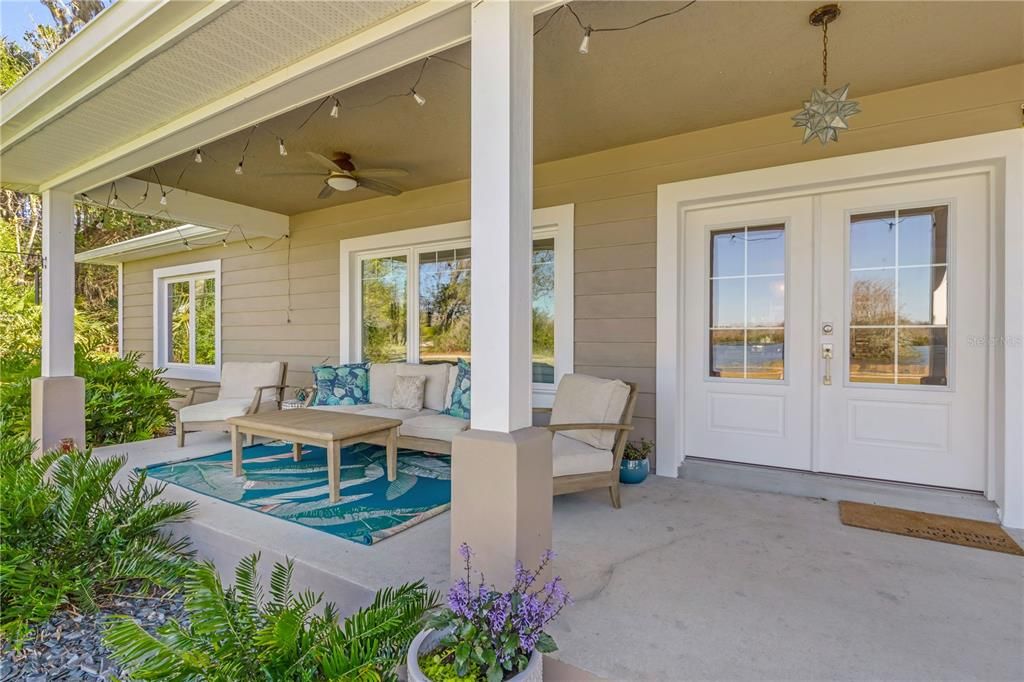 En Venta: $1,395,000 (3 camas, 2 baños, 2398 Pies cuadrados)