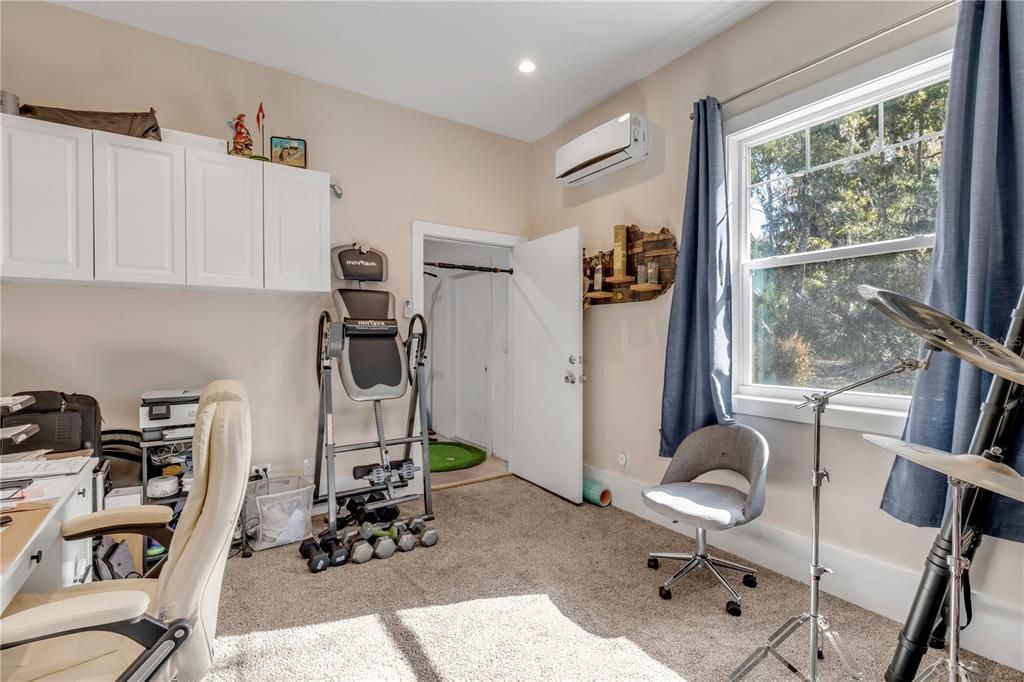 En Venta: $1,395,000 (3 camas, 2 baños, 2398 Pies cuadrados)