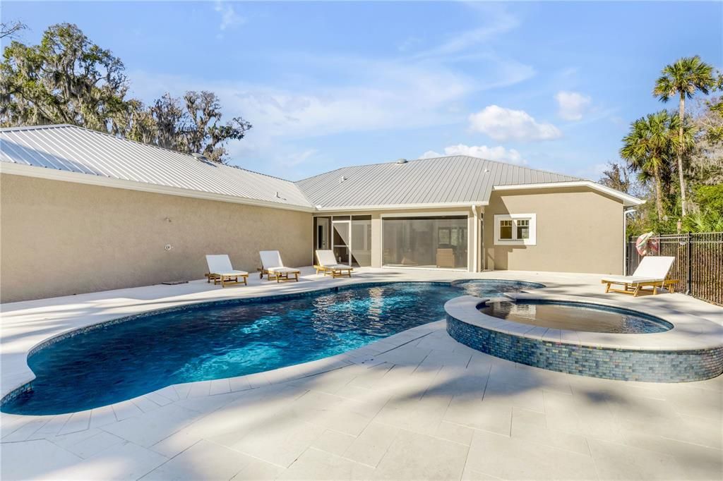 En Venta: $1,395,000 (3 camas, 2 baños, 2398 Pies cuadrados)