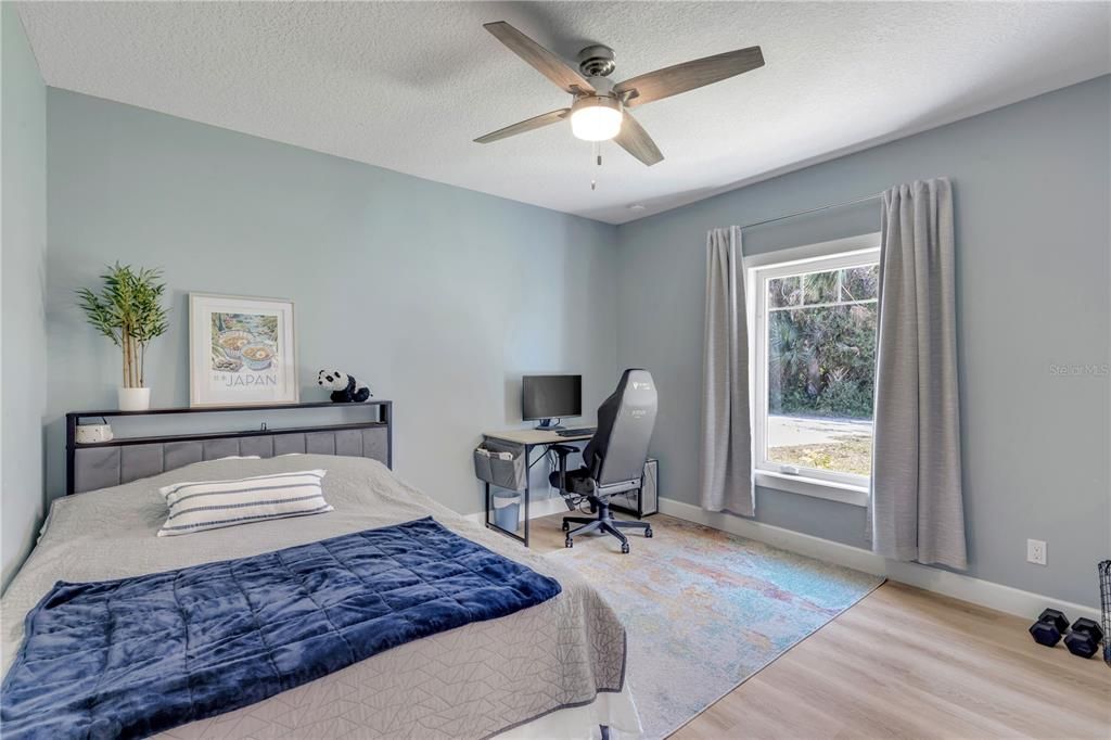 En Venta: $1,395,000 (3 camas, 2 baños, 2398 Pies cuadrados)