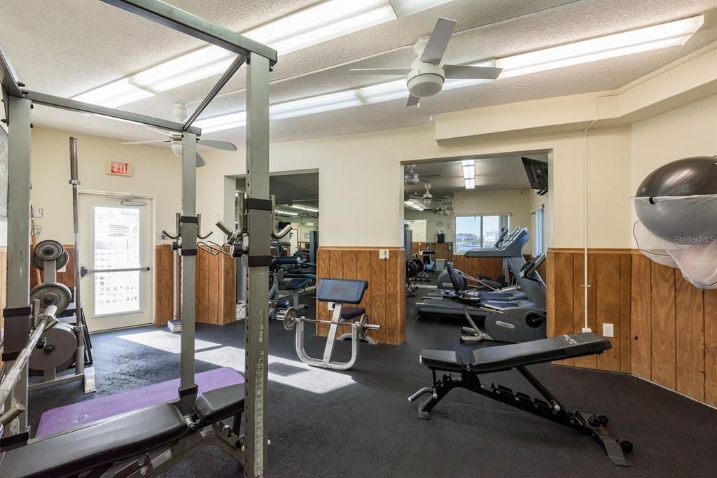 На продажу: $314,000 (2 спален, 2 ванн, 1100 Квадратных фут)