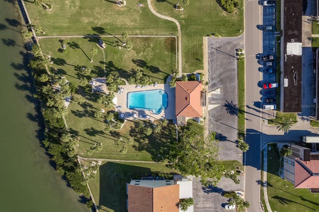 На продажу: $314,000 (2 спален, 2 ванн, 1100 Квадратных фут)