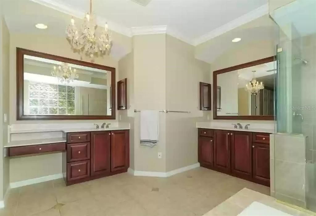 For Rent: $5,500 (4 beds, 3 baths, 3056 Square Feet)