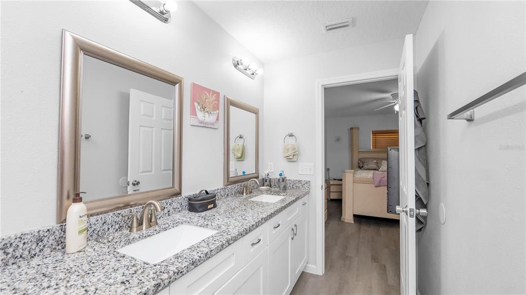 For Sale: $265,000 (3 beds, 2 baths, 1542 Square Feet)