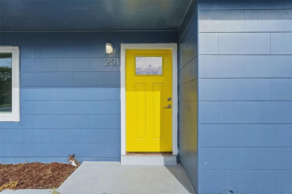 На продажу: $250,000 (2 спален, 1 ванн, 756 Квадратных фут)