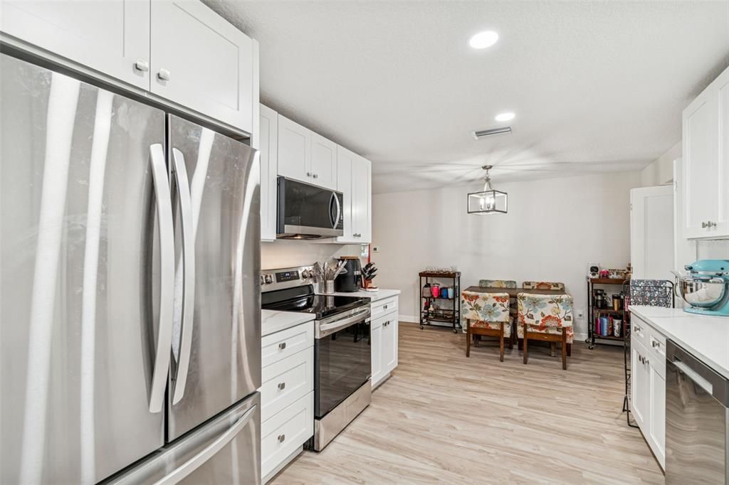 待售: $338,900 (3 贝兹, 2 浴室, 1304 平方英尺)