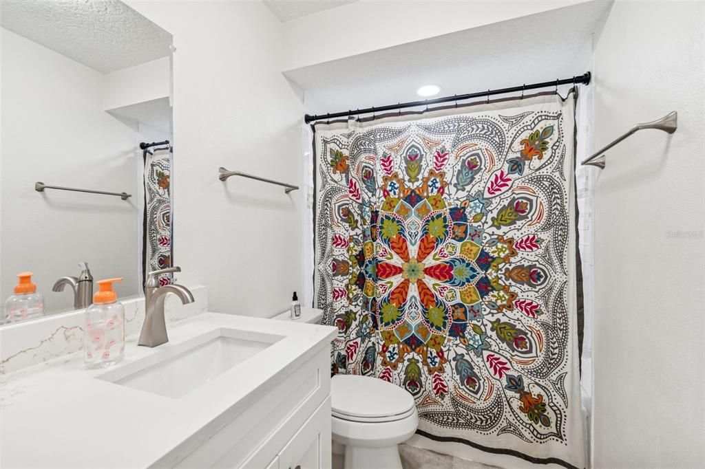 待售: $338,900 (3 贝兹, 2 浴室, 1304 平方英尺)