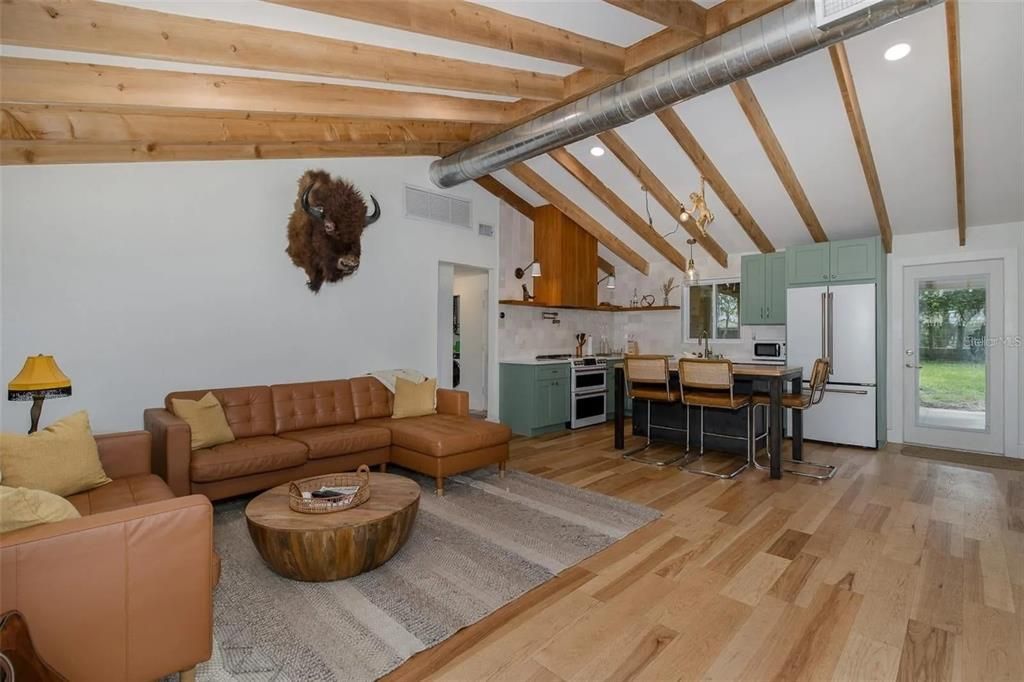 For Sale: $519,000 (3 beds, 2 baths, 1532 Square Feet)