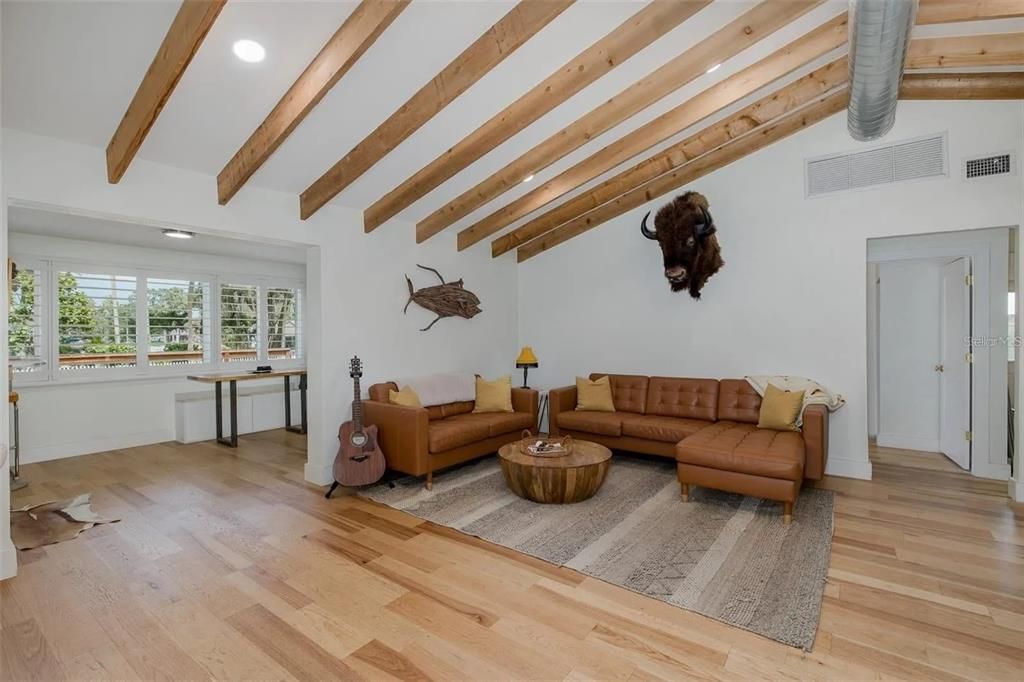 For Sale: $519,000 (3 beds, 2 baths, 1532 Square Feet)