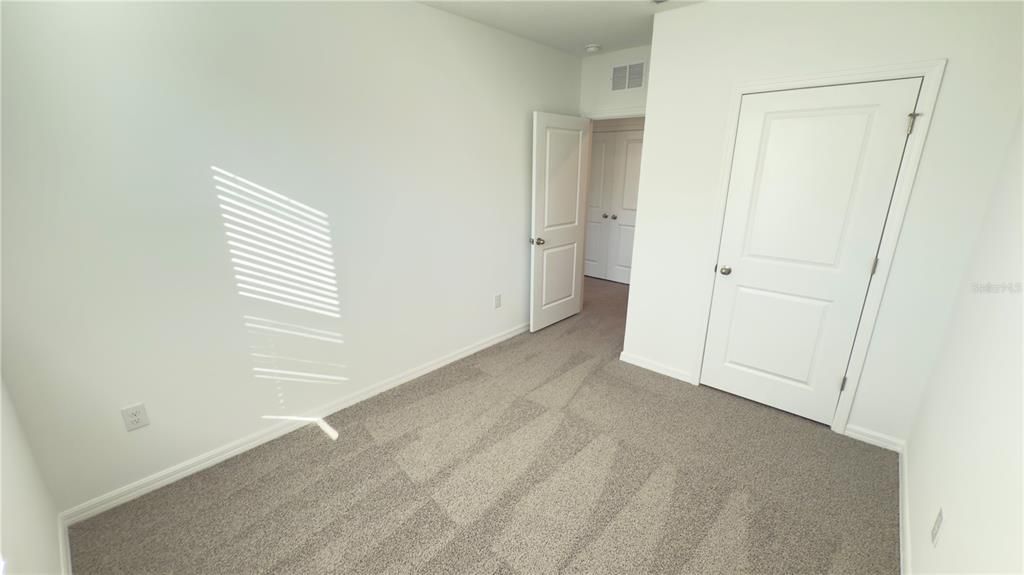 В аренду: $2,000 (3 спален, 2 ванн, 1463 Квадратных фут)