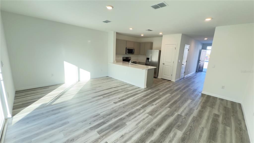 В аренду: $2,000 (3 спален, 2 ванн, 1463 Квадратных фут)