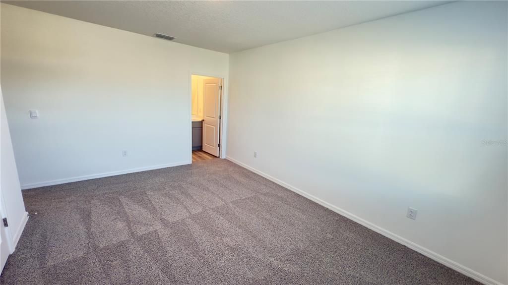 В аренду: $2,000 (3 спален, 2 ванн, 1463 Квадратных фут)