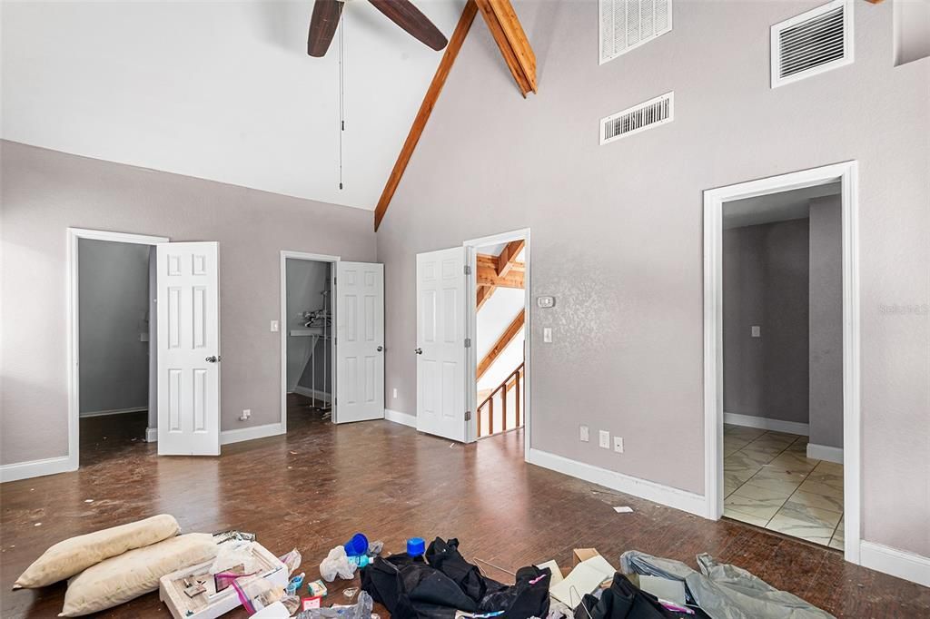 待售: $350,000 (5 贝兹, 2 浴室, 2444 平方英尺)