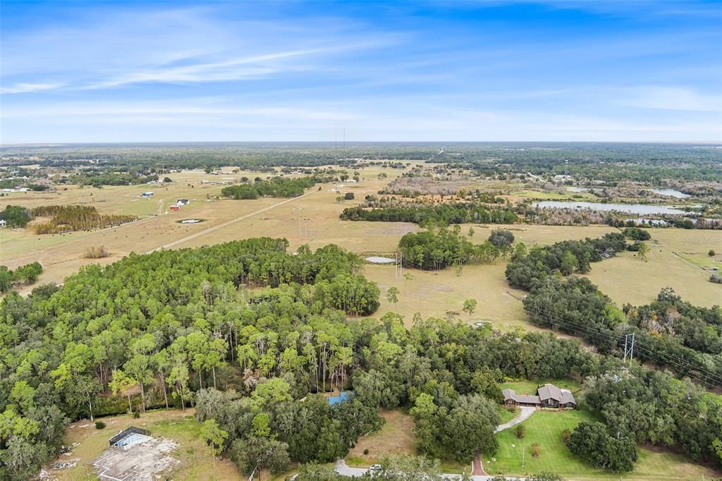 待售: $350,000 (5 贝兹, 2 浴室, 2444 平方英尺)