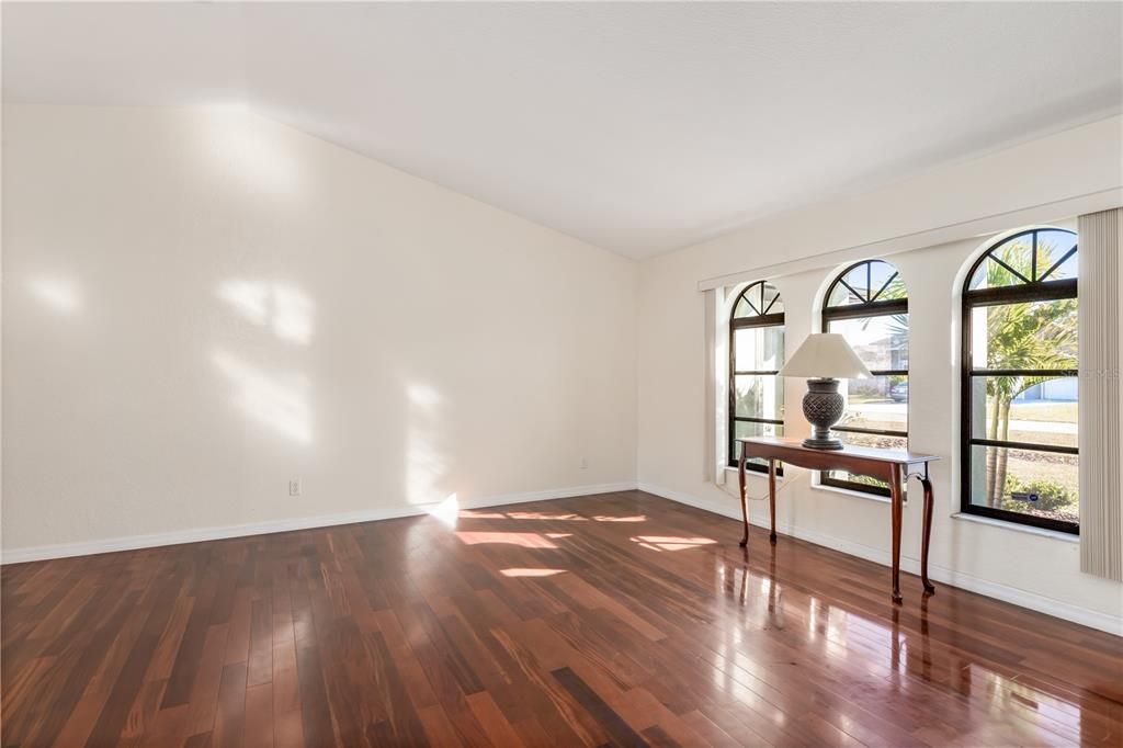 For Sale: $329,900 (4 beds, 2 baths, 2031 Square Feet)