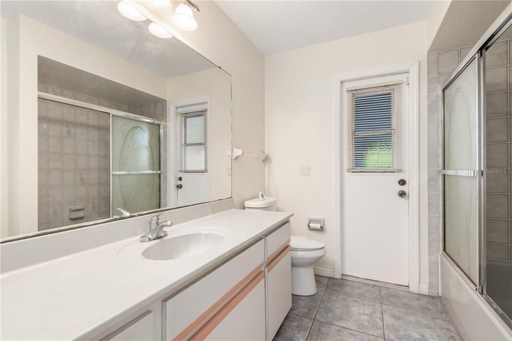 For Sale: $329,900 (4 beds, 2 baths, 2031 Square Feet)