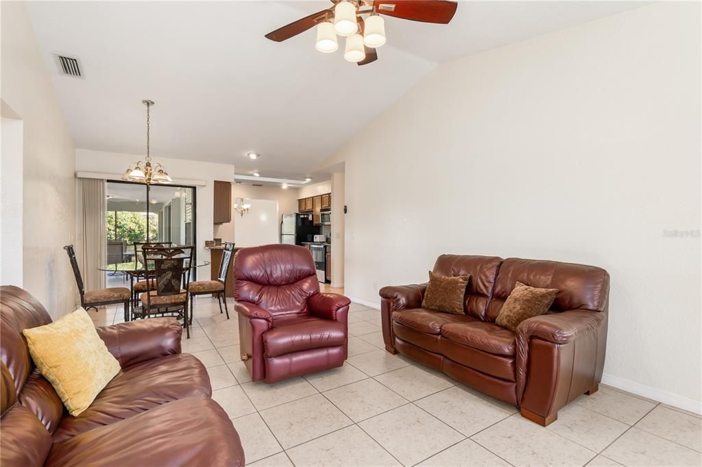 For Sale: $329,900 (4 beds, 2 baths, 2031 Square Feet)