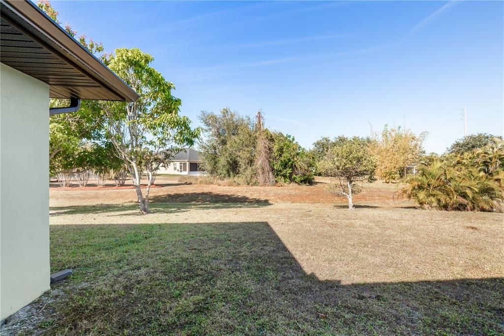 For Sale: $329,900 (4 beds, 2 baths, 2031 Square Feet)