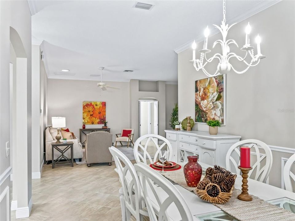 En Venta: $369,900 (3 camas, 2 baños, 1855 Pies cuadrados)