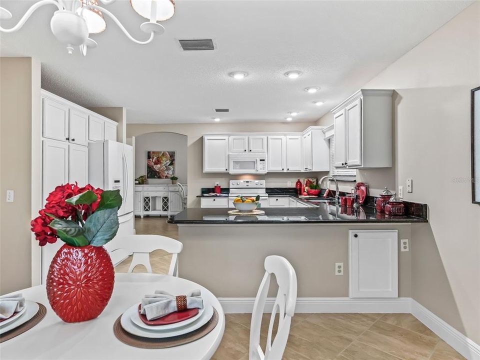 En Venta: $369,900 (3 camas, 2 baños, 1855 Pies cuadrados)