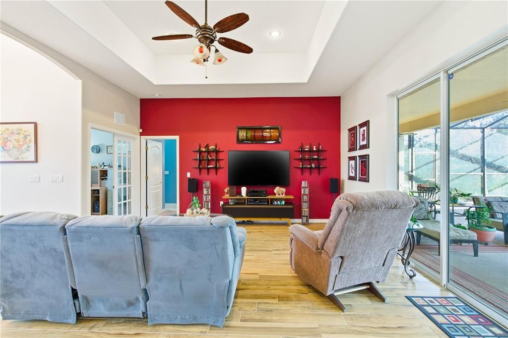 For Sale: $649,900 (4 beds, 3 baths, 3003 Square Feet)