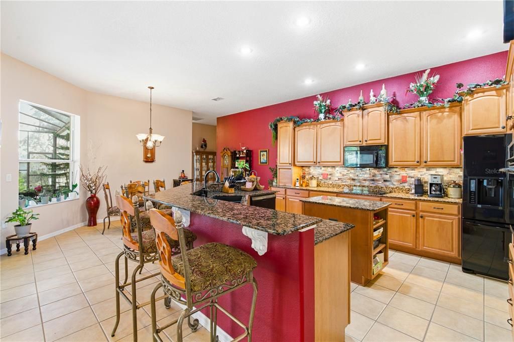 For Sale: $649,900 (4 beds, 3 baths, 3003 Square Feet)