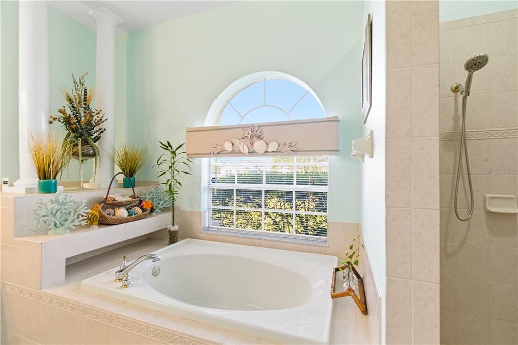 For Sale: $649,900 (4 beds, 3 baths, 3003 Square Feet)