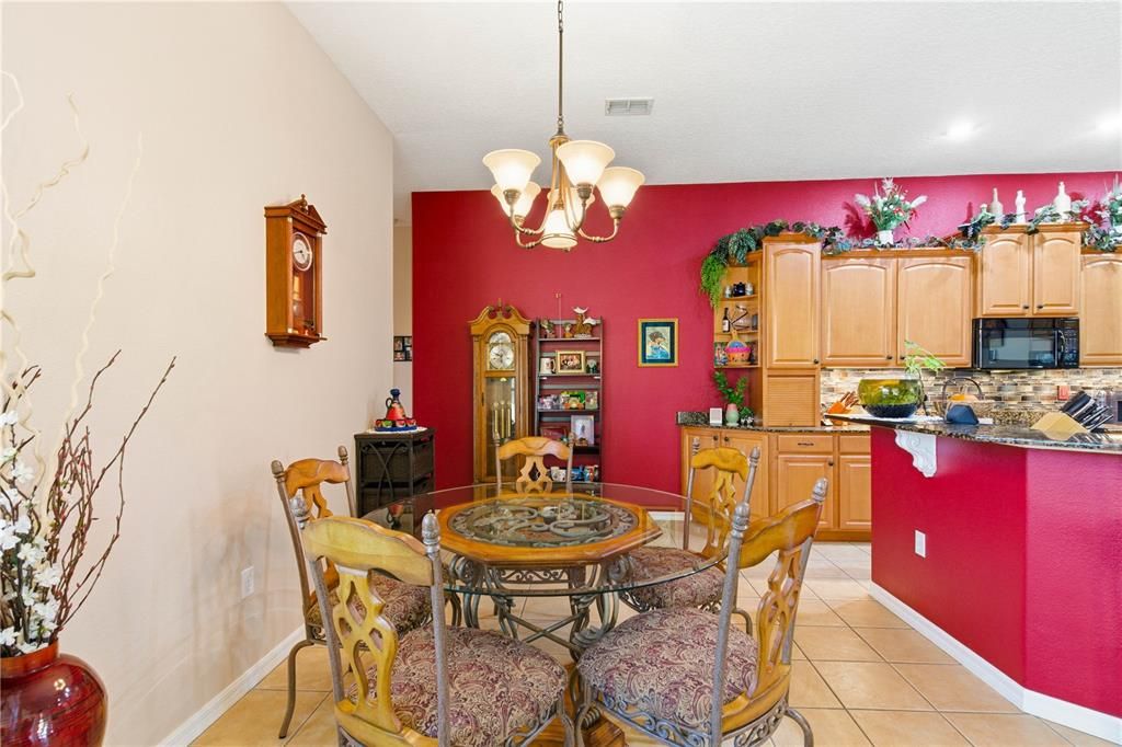 For Sale: $649,900 (4 beds, 3 baths, 3003 Square Feet)