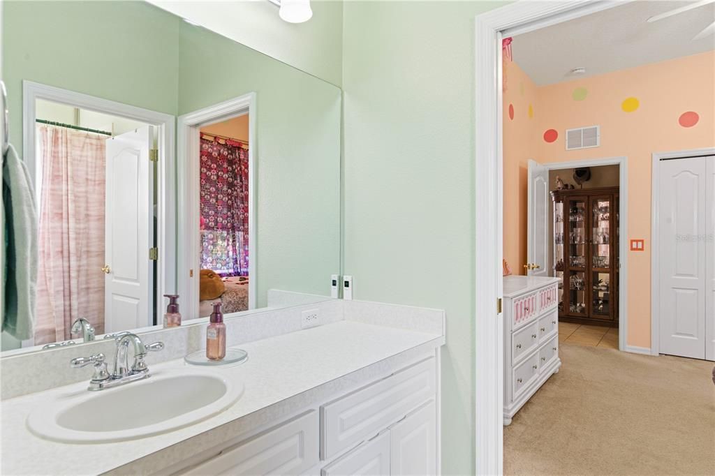 For Sale: $649,900 (4 beds, 3 baths, 3003 Square Feet)