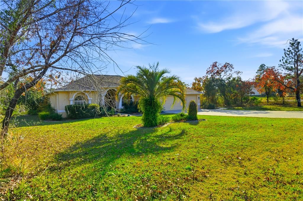 For Sale: $649,900 (4 beds, 3 baths, 3003 Square Feet)