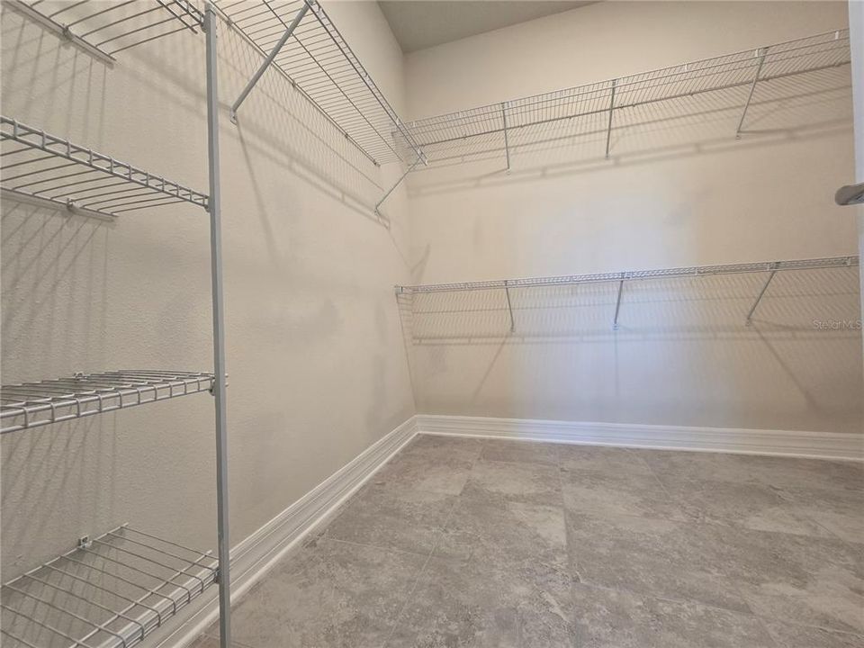 В аренду: $2,199 (4 спален, 2 ванн, 2162 Квадратных фут)