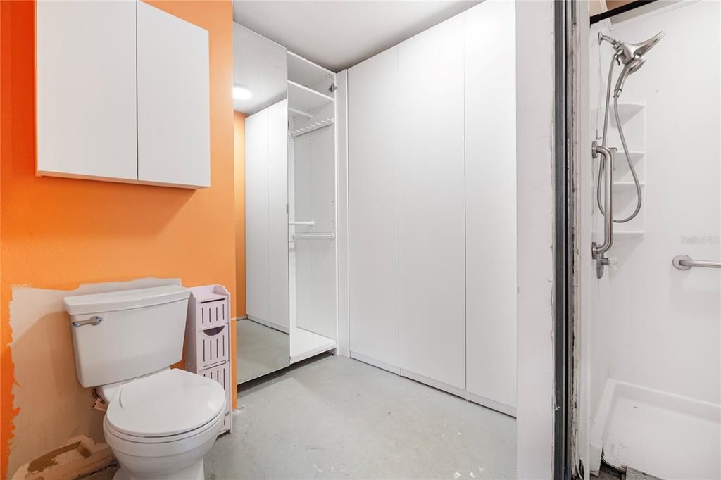 For Sale: $264,000 (4 beds, 3 baths, 1659 Square Feet)