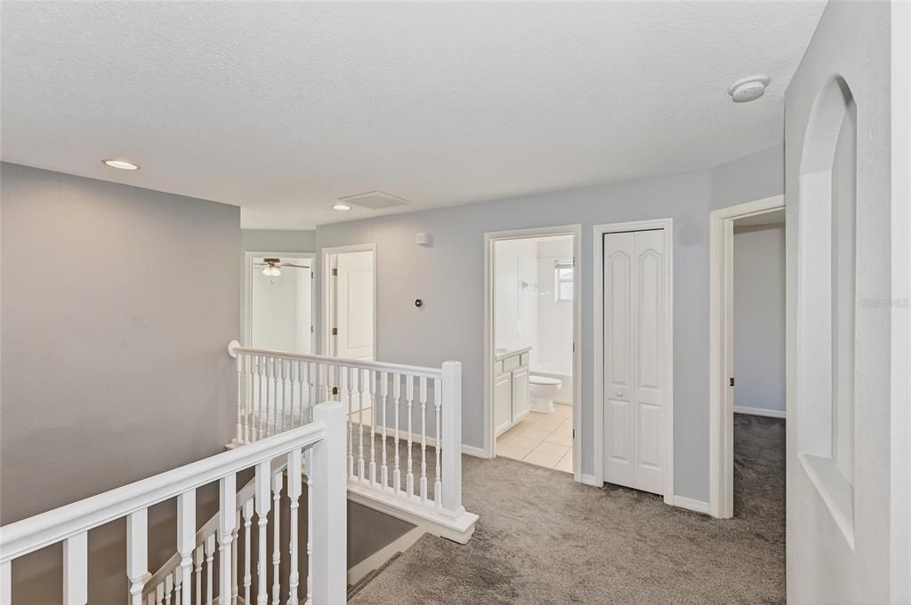 В аренду: $4,500 (4 спален, 3 ванн, 2950 Квадратных фут)