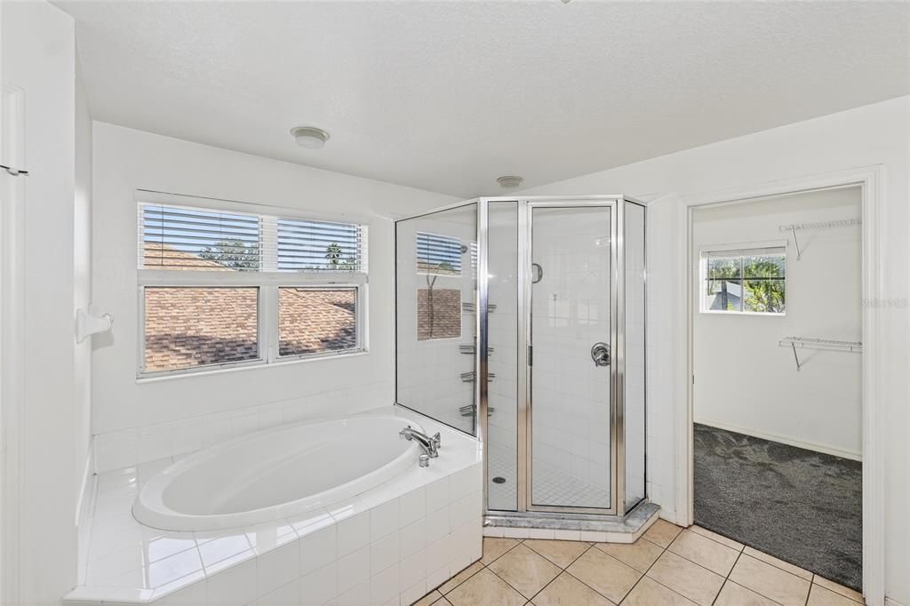 В аренду: $4,500 (4 спален, 3 ванн, 2950 Квадратных фут)