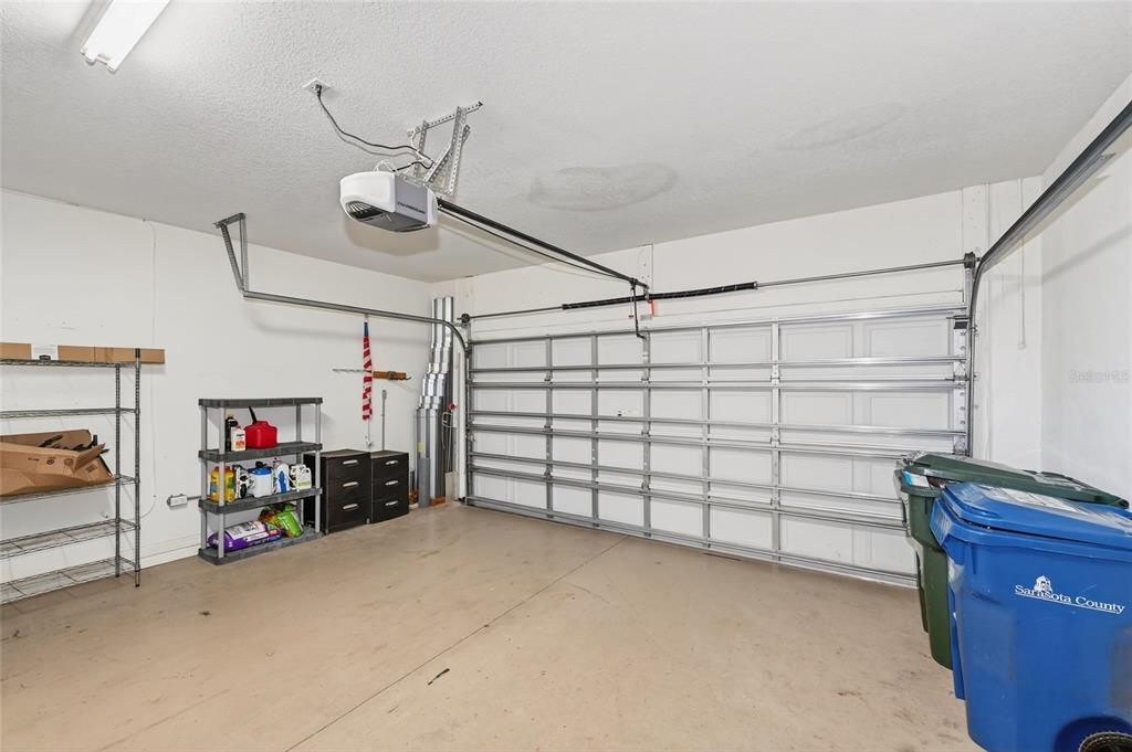 В аренду: $4,500 (4 спален, 3 ванн, 2950 Квадратных фут)