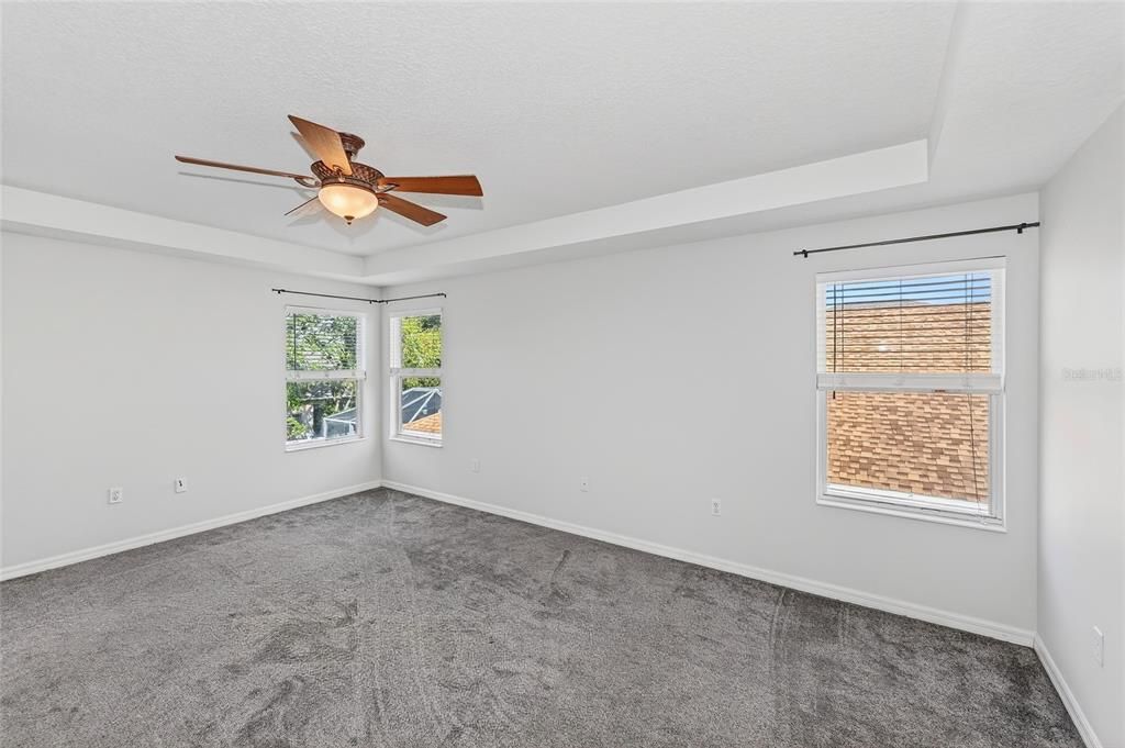 В аренду: $4,500 (4 спален, 3 ванн, 2950 Квадратных фут)