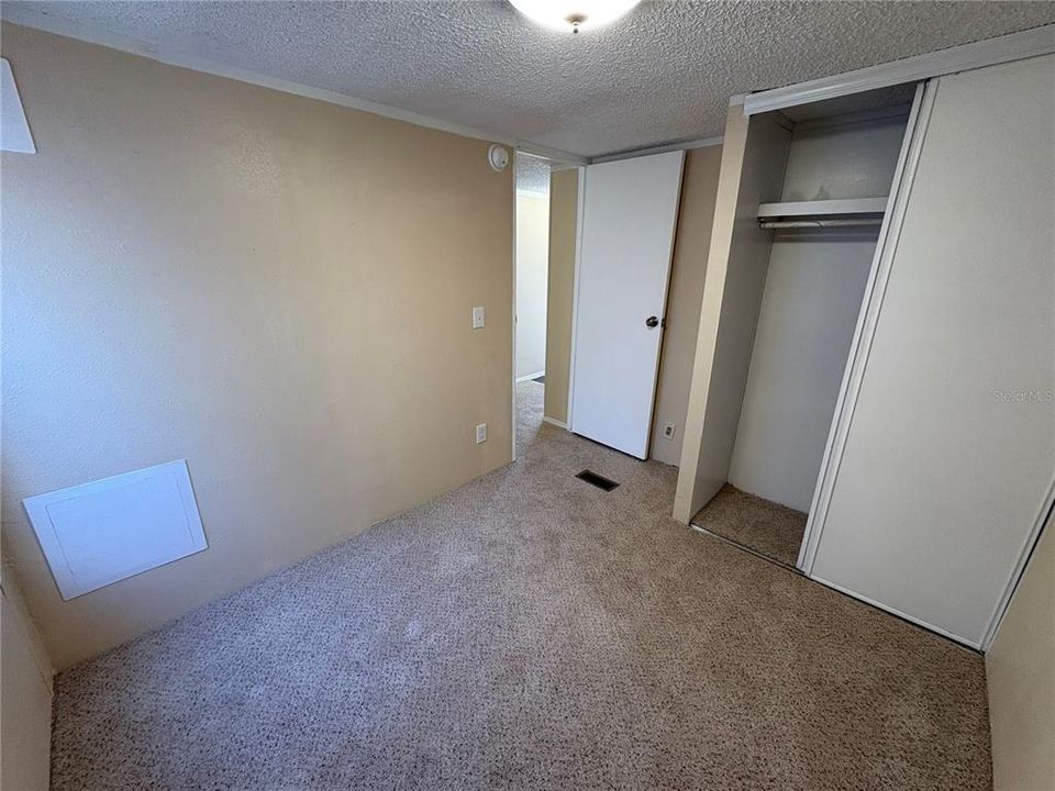 待售: $249,900 (3 贝兹, 2 浴室, 924 平方英尺)