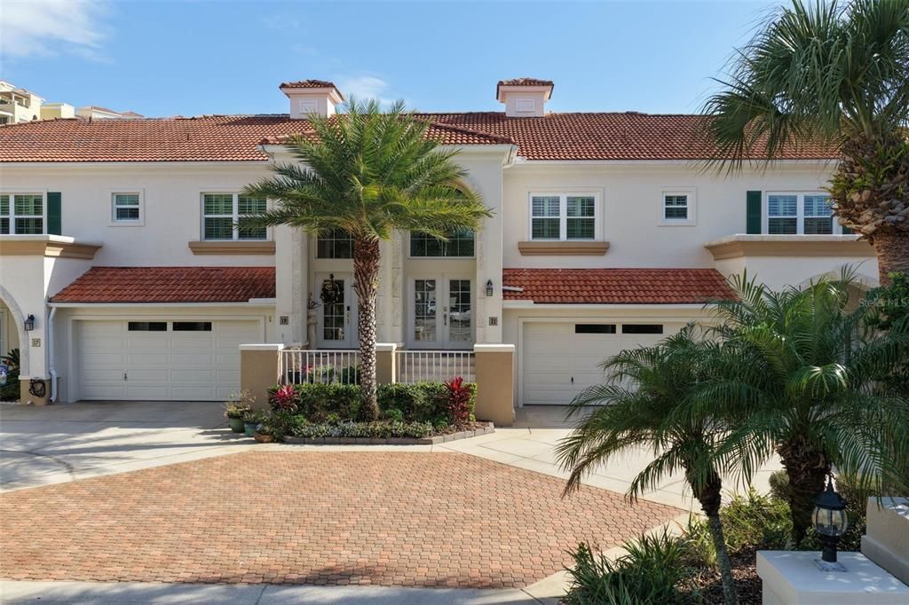 待售: $599,000 (2 贝兹, 2 浴室, 2186 平方英尺)