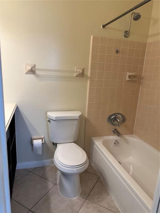 For Rent: $2,295 (3 beds, 2 baths, 1561 Square Feet)