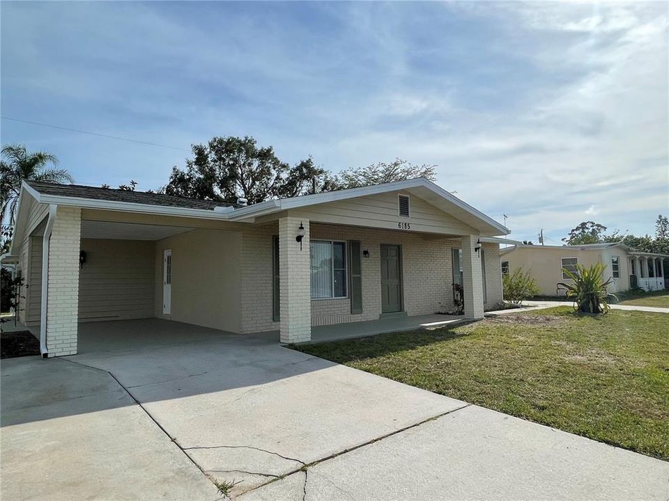 For Rent: $2,295 (3 beds, 2 baths, 1561 Square Feet)