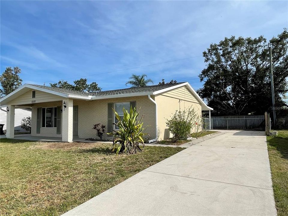 For Rent: $2,295 (3 beds, 2 baths, 1561 Square Feet)