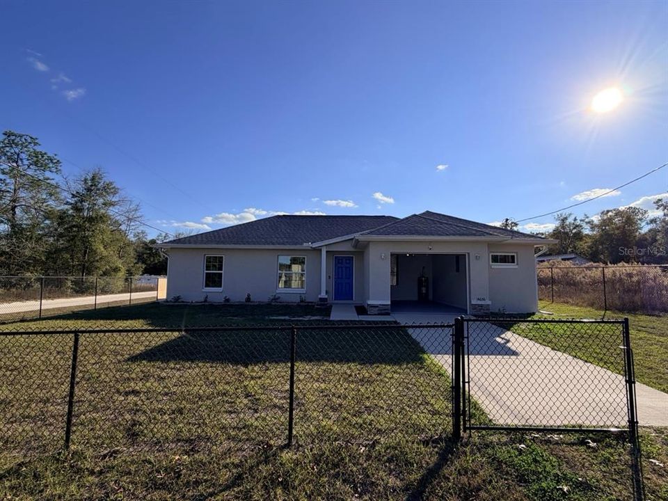 待售: $244,900 (3 贝兹, 2 浴室, 1301 平方英尺)