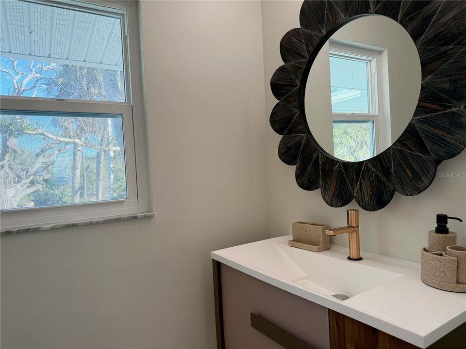 For Sale: $3,650,000 (3 beds, 3 baths, 2211 Square Feet)