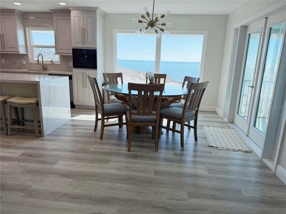 For Sale: $3,650,000 (3 beds, 3 baths, 2211 Square Feet)