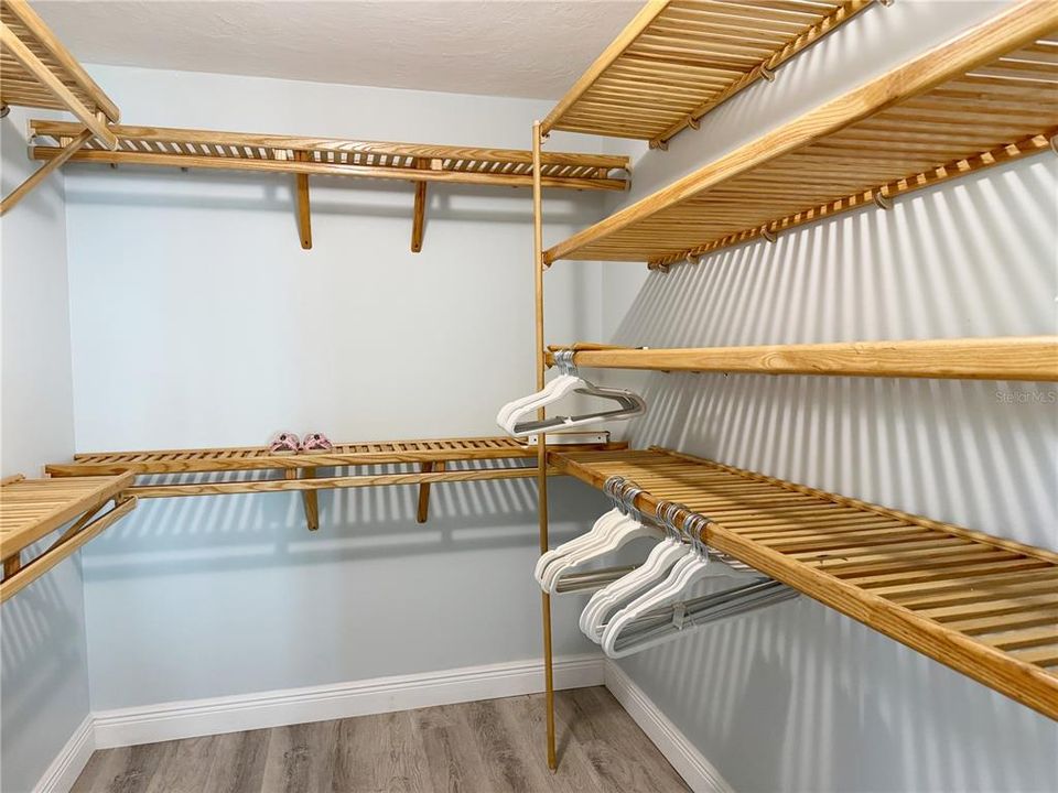 For Sale: $3,650,000 (3 beds, 3 baths, 2211 Square Feet)